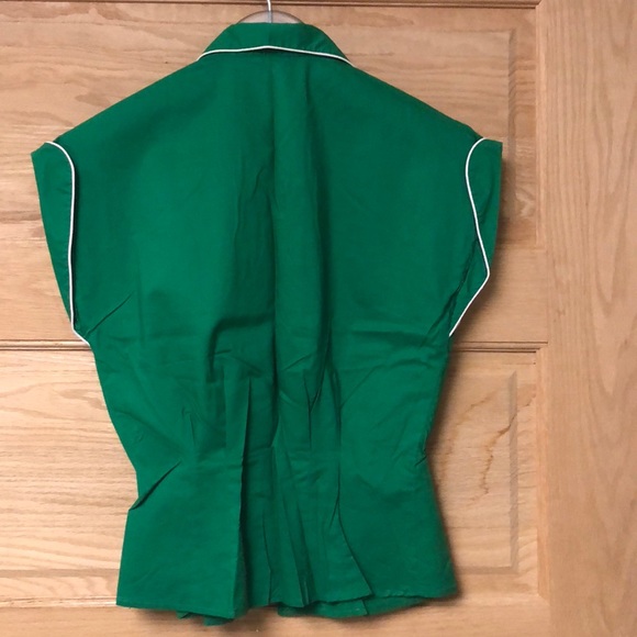 Cygne Green Sleeveless Peplum Top - Picture 2 of 2